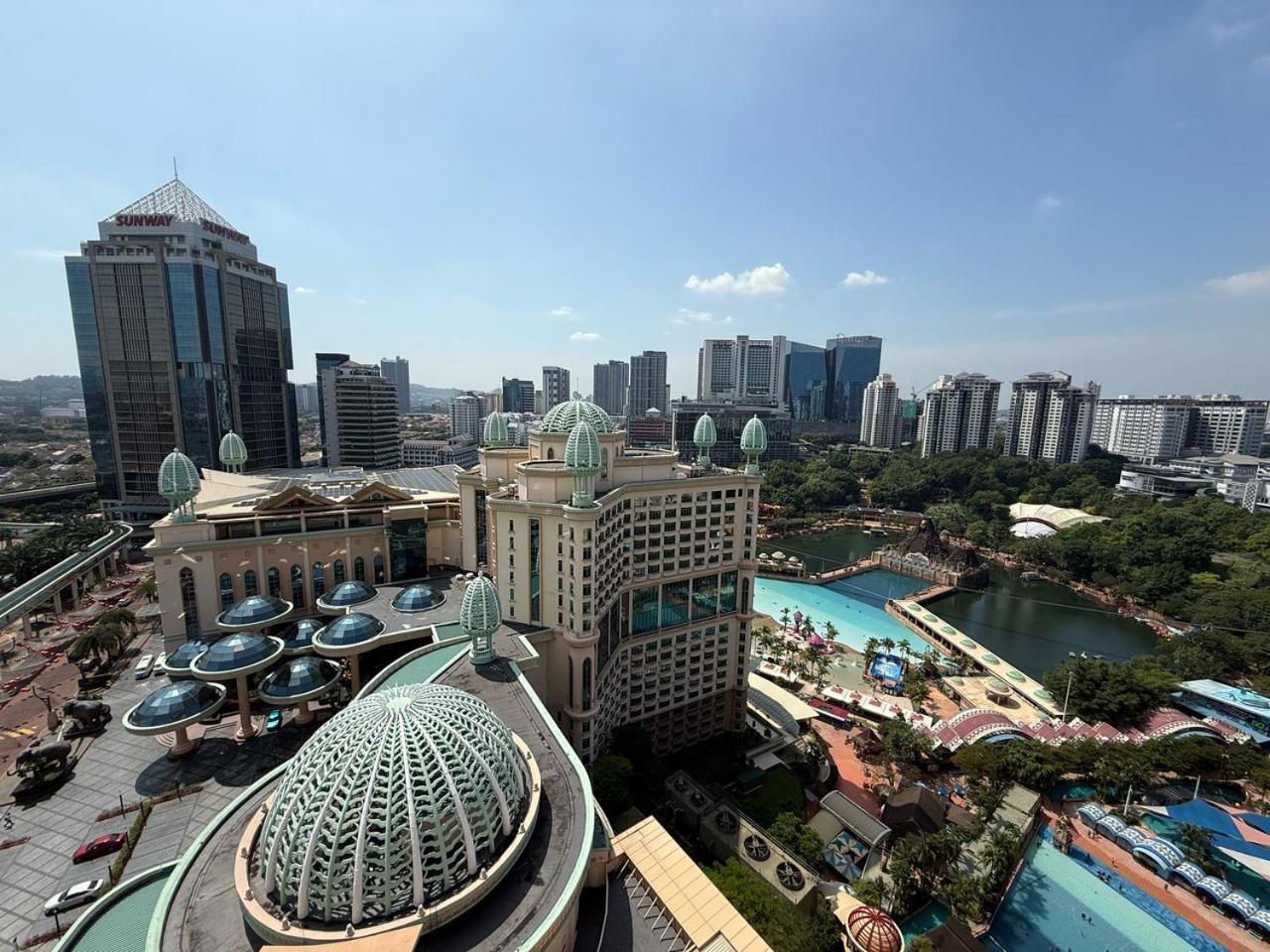 Raintree Resort Suites Petaling Jaya Exteriér fotografie